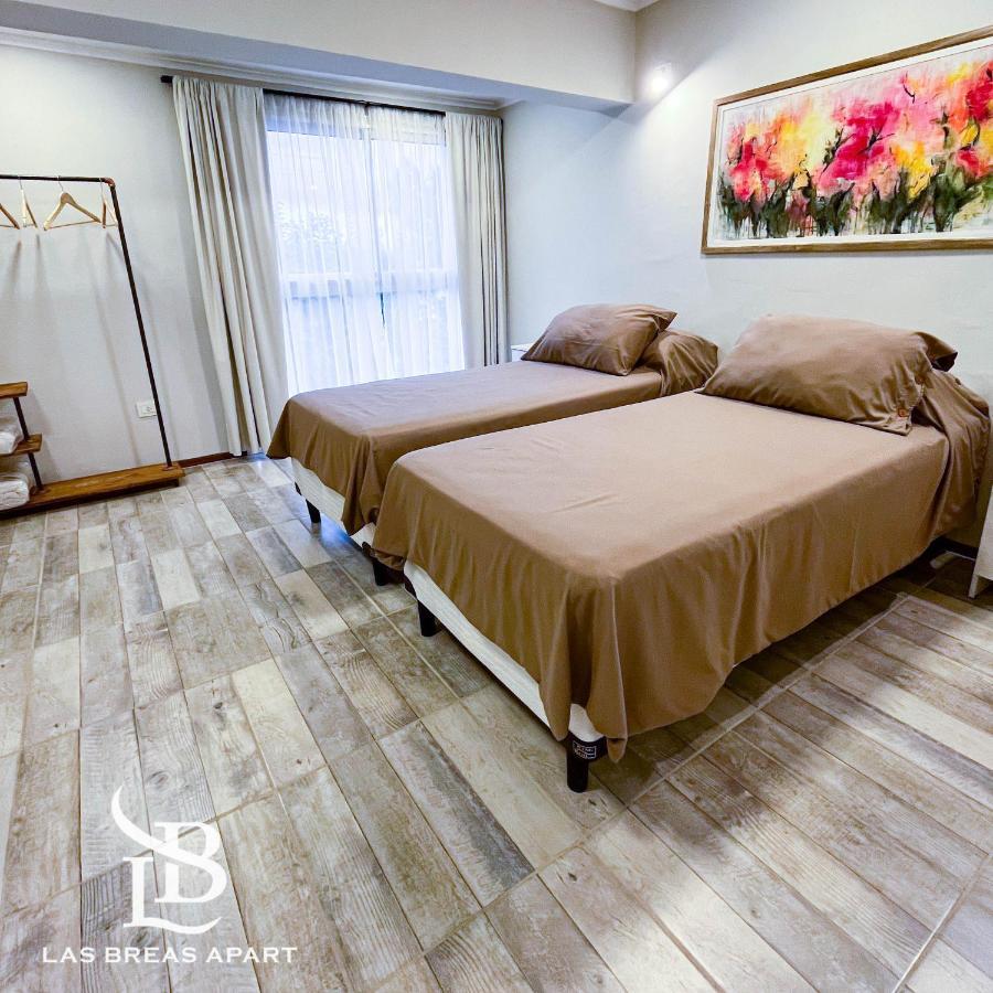 Apartment Breas *